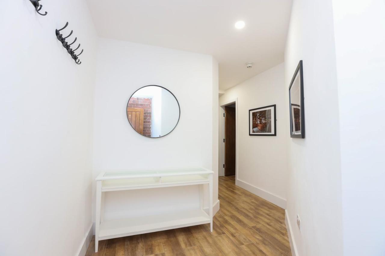 Concert Square Apartments By Happy Days Liverpool Exteriör bild